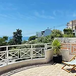 Gorgona Di Thassos يميناريا