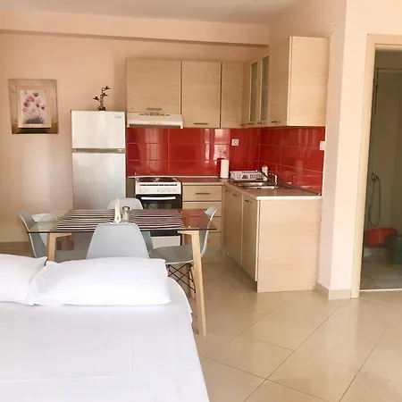 Gorgona Di Thassos Апартаменты *